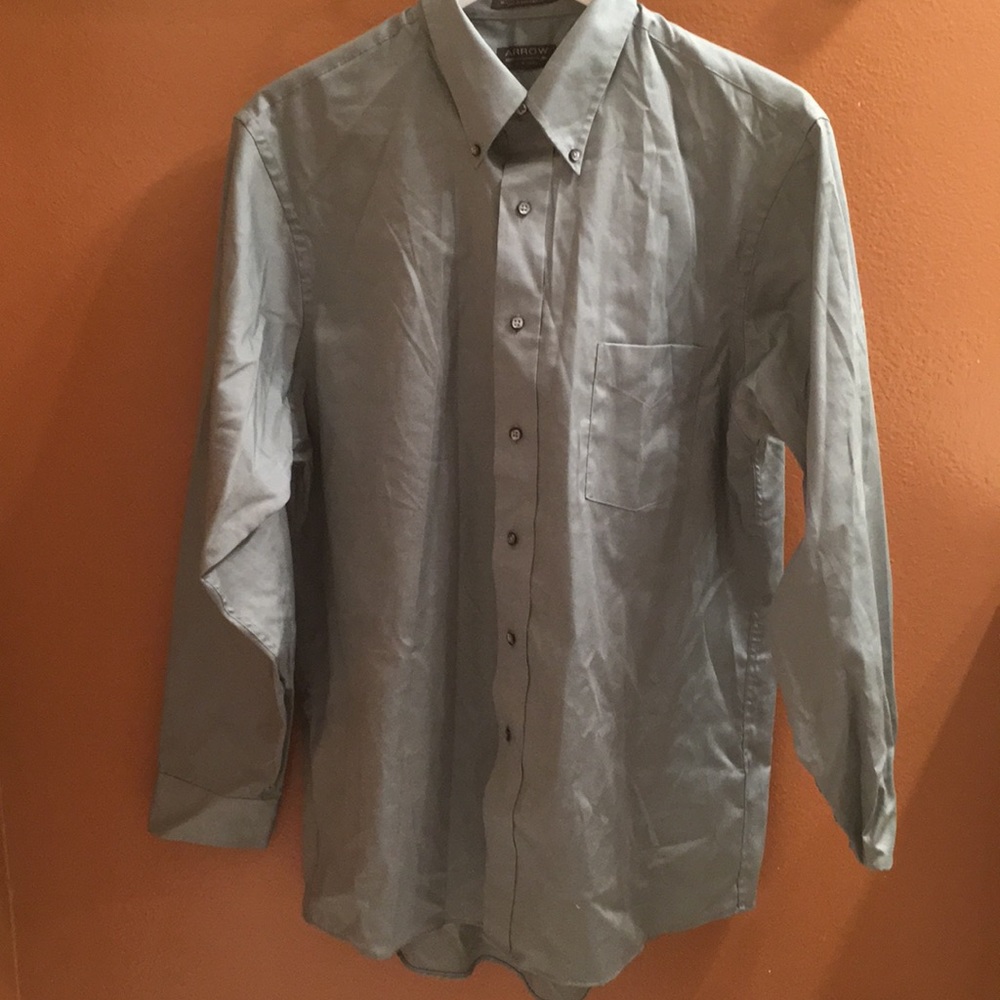 NWOT Men’s Arrow Dress Shirt Sz. LG